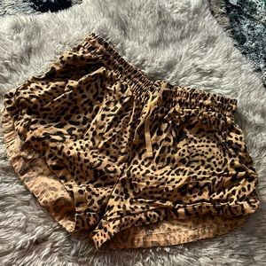 Billabong shorts size M